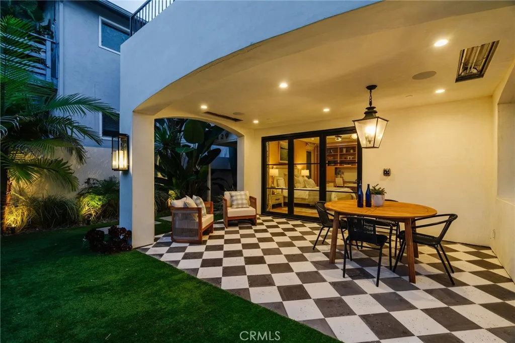 Additional image 112 of 429 20th Street, Manhattan Beach, CA 90266