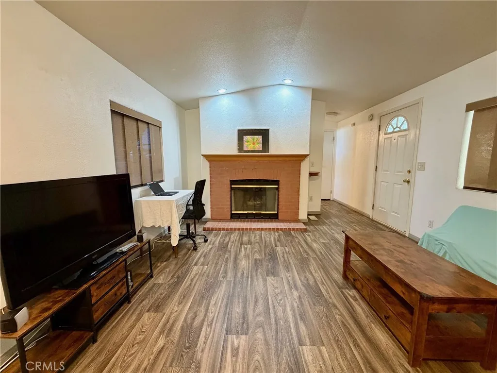 Additional image 9 of 1203 W 6th St Unit 9, Corona, CA 92882