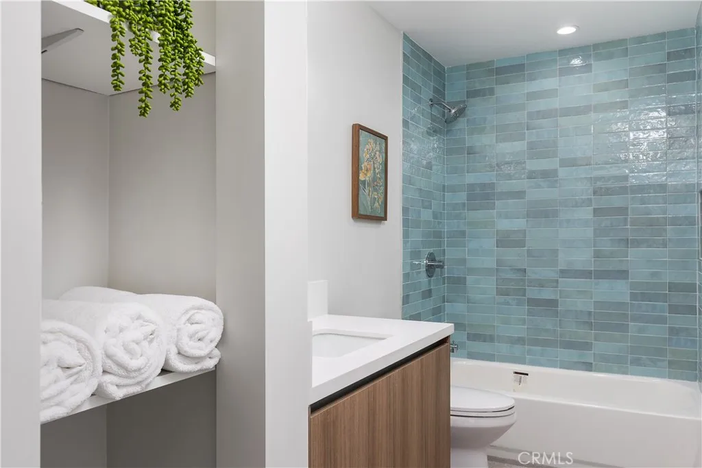 Additional image 28 of 2822 Rowena Ave, Silver Lake, CA 90039