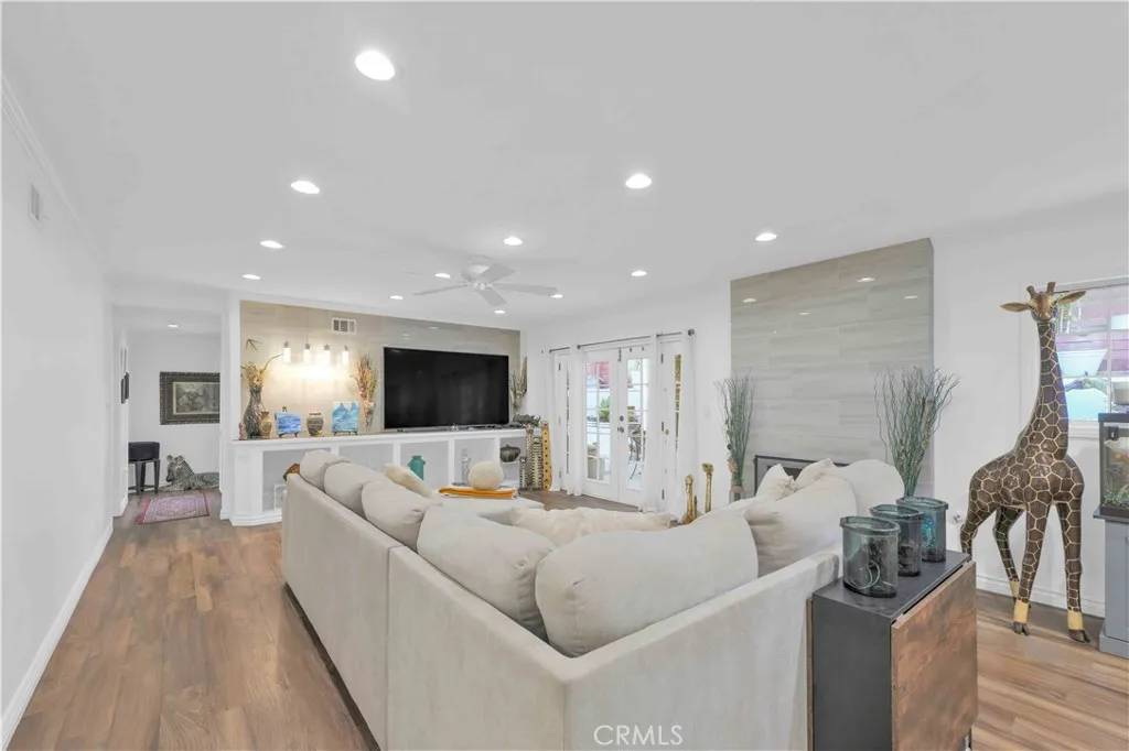 Additional image 5 of 4771 Excelente Drive, Woodland Hills, CA 91364