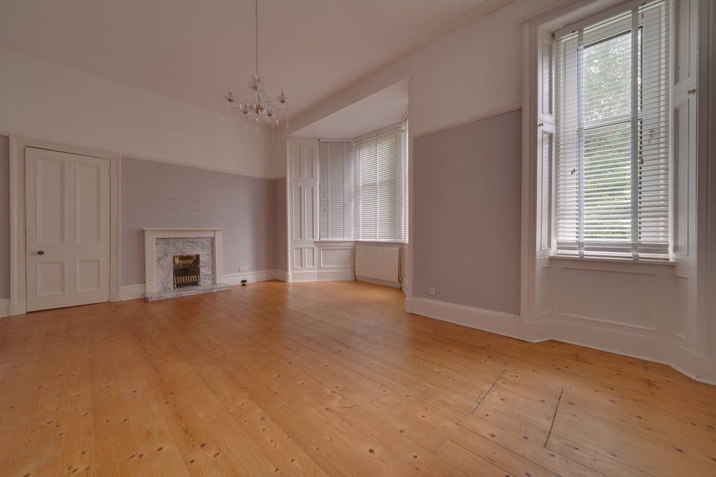 Additional image 4 of 4 bed detached house for saleRoman Road, Clydebank G81