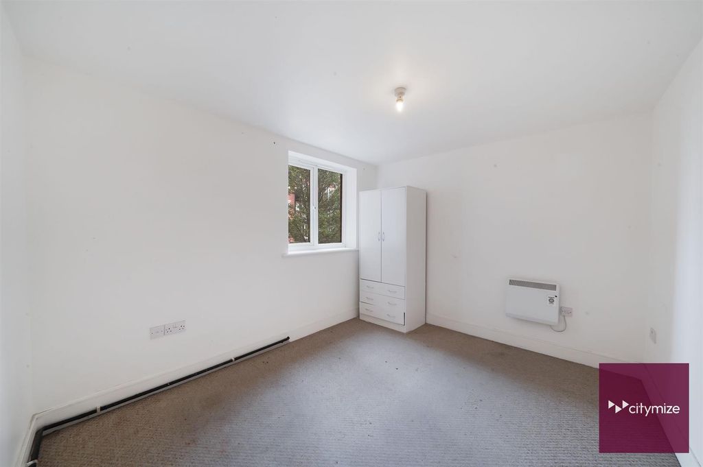 Additional image 11 of 2 bed flat for saleLondon Road, Romford RM7