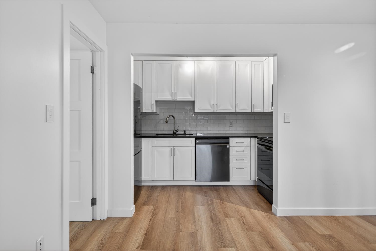 Additional image 5 of 101-8645 Osler Street, Vancouver, BC, V6P 4E6