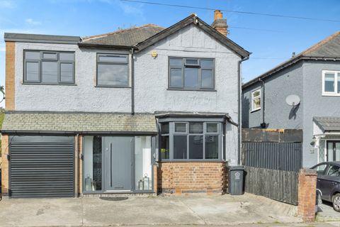 Aylestone Drive, Leicester, Leicestershire LE2
