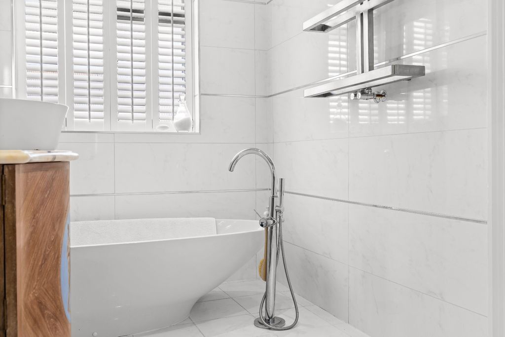 Additional image 20 of 3 bed flat for saleChichester Terrace, Brighton, East Sussex BN2
