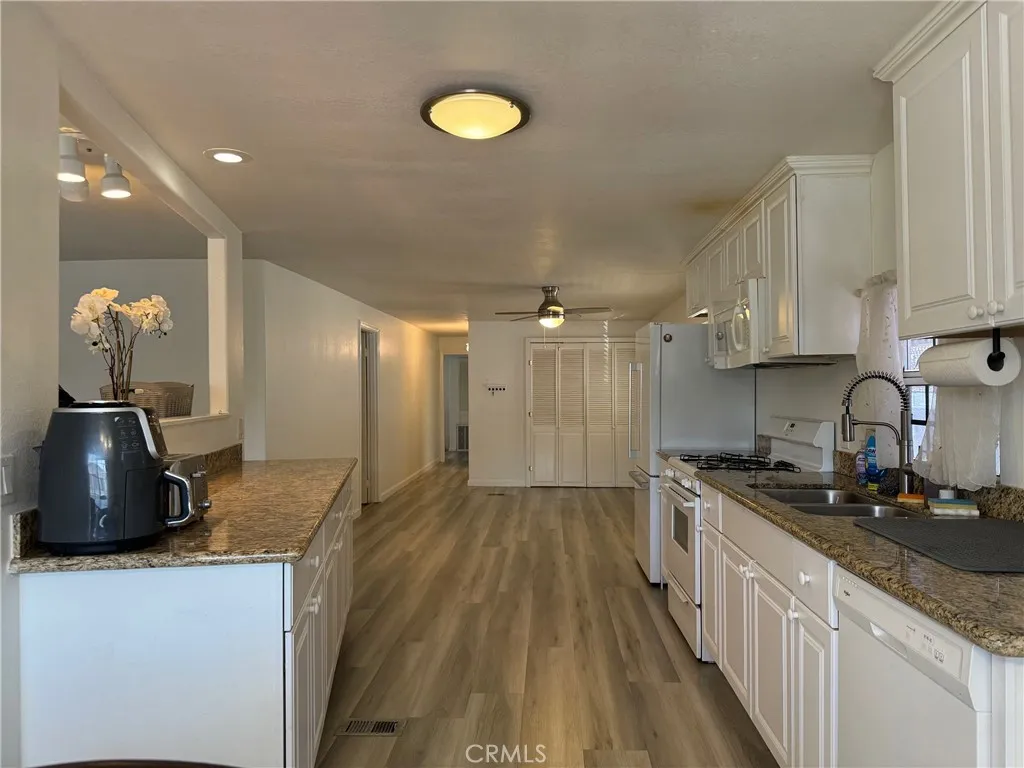 Additional image 26 of 17700 Avalon Boulevard Unit 40, Carson, CA 90746