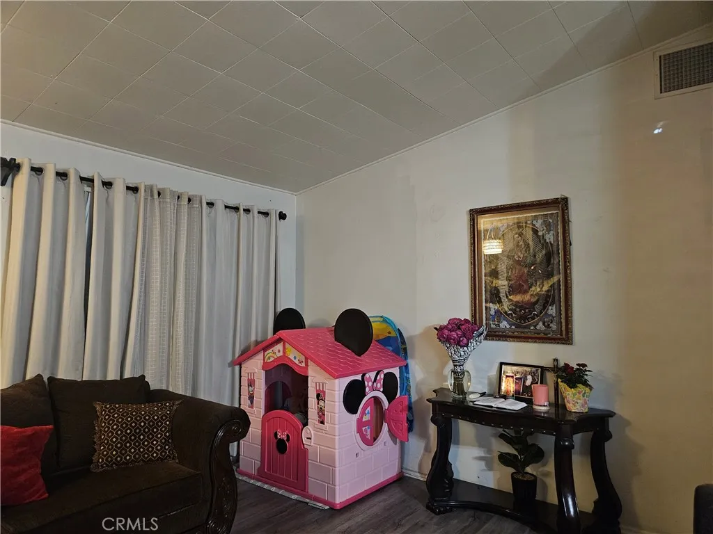 Additional image 67 of 537 E 3rd St, Rialto, CA 92376