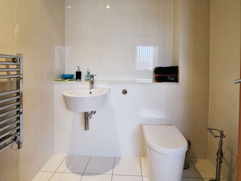 Additional image 16 of 2 bed flat for saleHayes Road, Sully, Penarth CF64