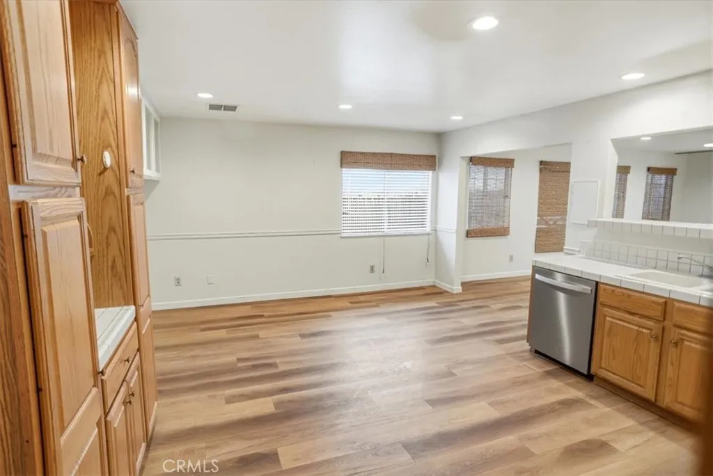 Additional image 5 of 27465 Cherry Creek Drive, Valencia, CA 91354