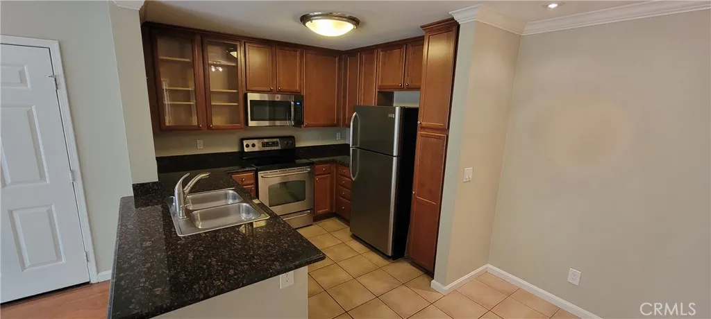 Additional image 15 of 1015 La Terraza Cir Unit 304, Corona, CA 92879