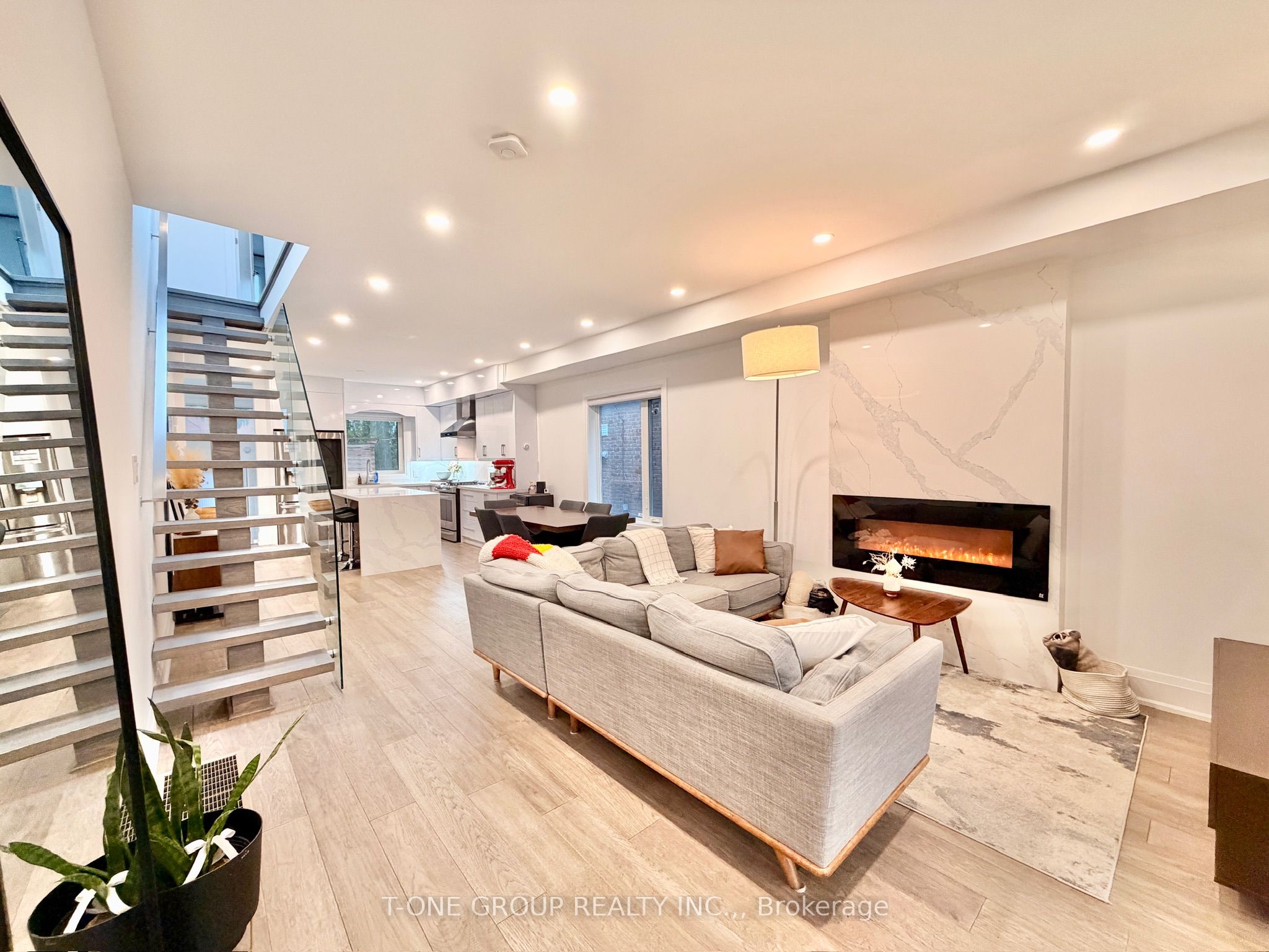 Additional image 3 of 173 Drayton Avenue, Toronto, ON, M4C 3M1