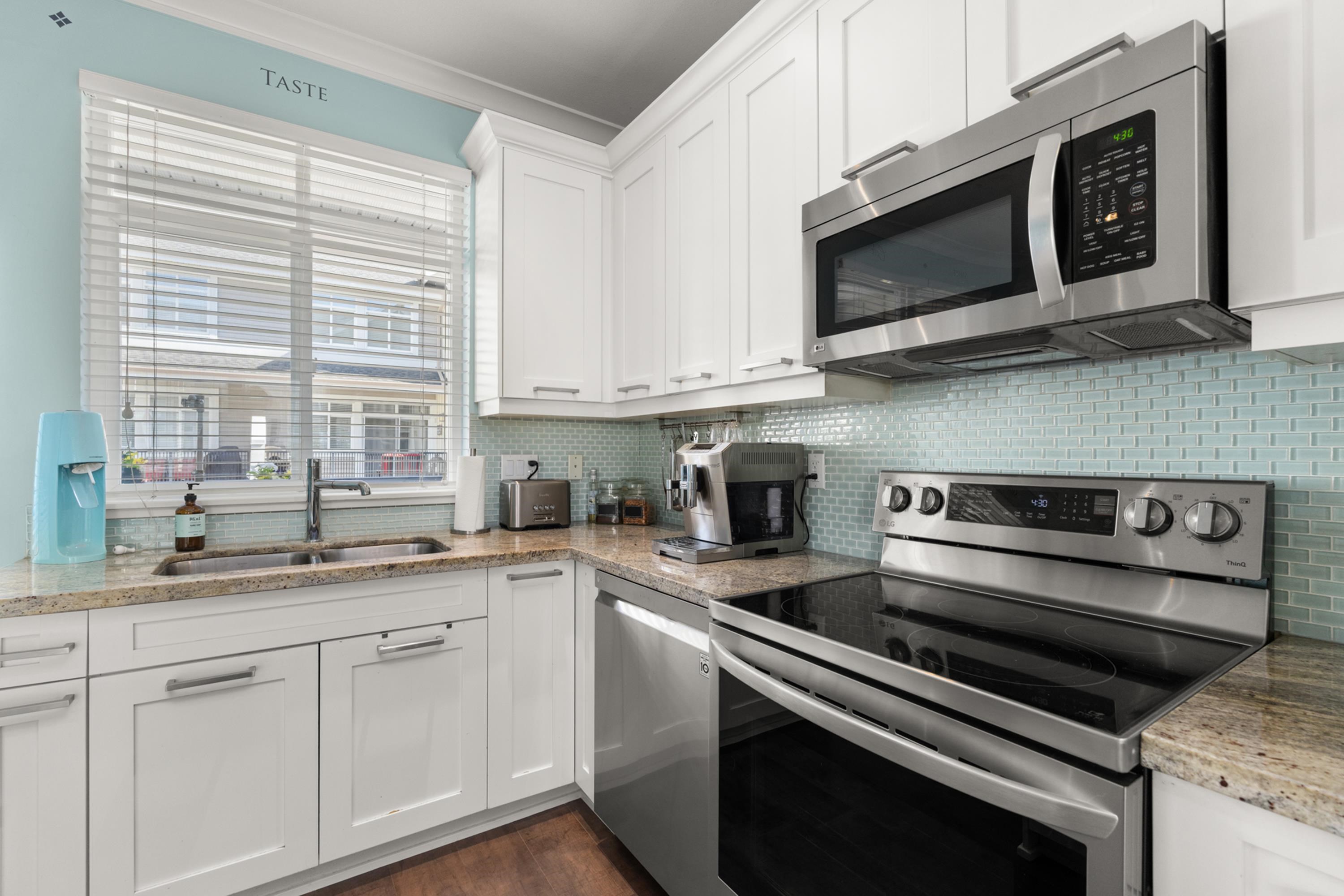 Additional image 6 of 24-2925 King George Boulevard, Surrey, BC, V4P 1B8