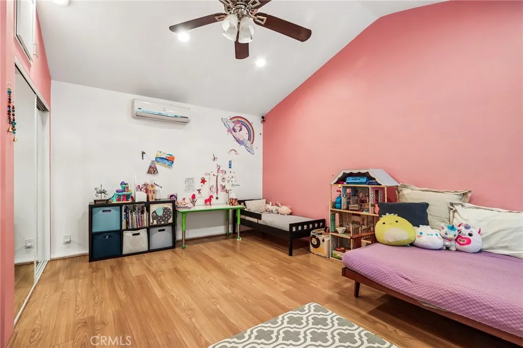 Additional image 18 of 18937 Sylvan Street, Tarzana, CA 91335