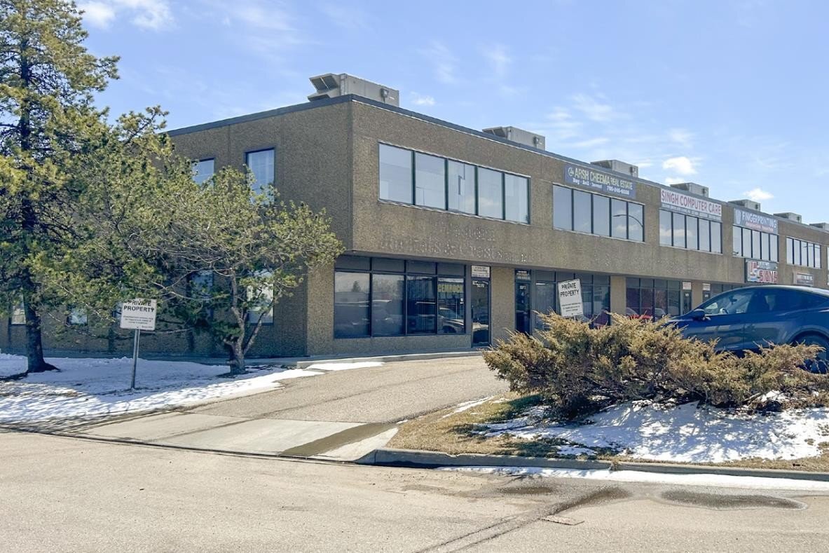 Additional image 2 of 3267,-3261 Parsons Road NW, Edmonton, AB, T6N1B4
