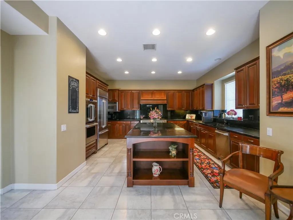 Additional image 7 of 22470 Amber Eve Dr, Corona, CA 92883
