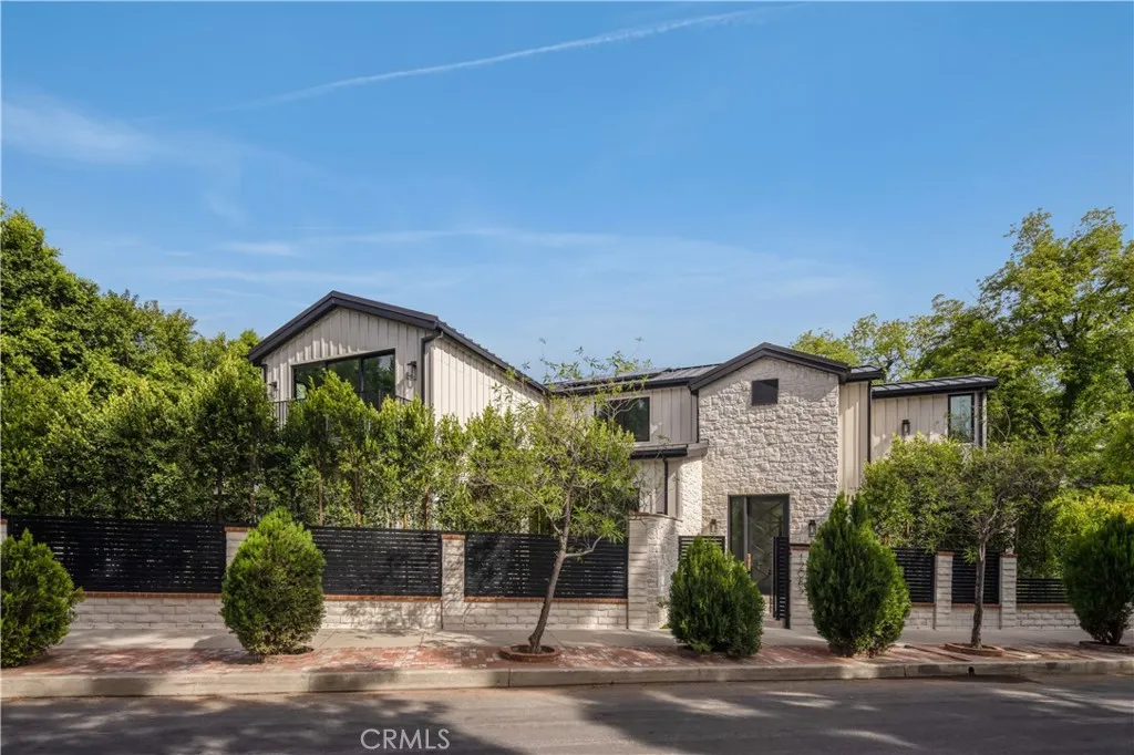 Additional image 2 of 12085 Valleyheart Drive, Studio City, CA 91604