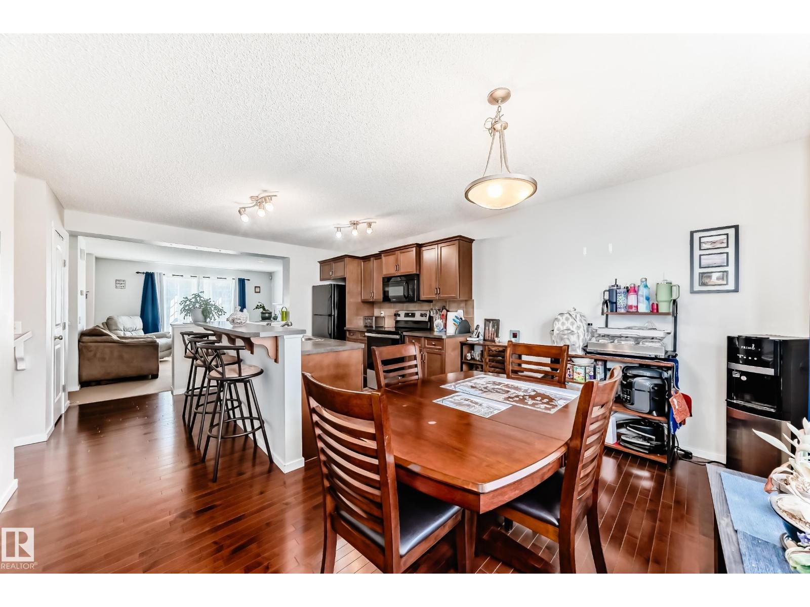115 60 Street SW, Edmonton, AB, T6X0E7