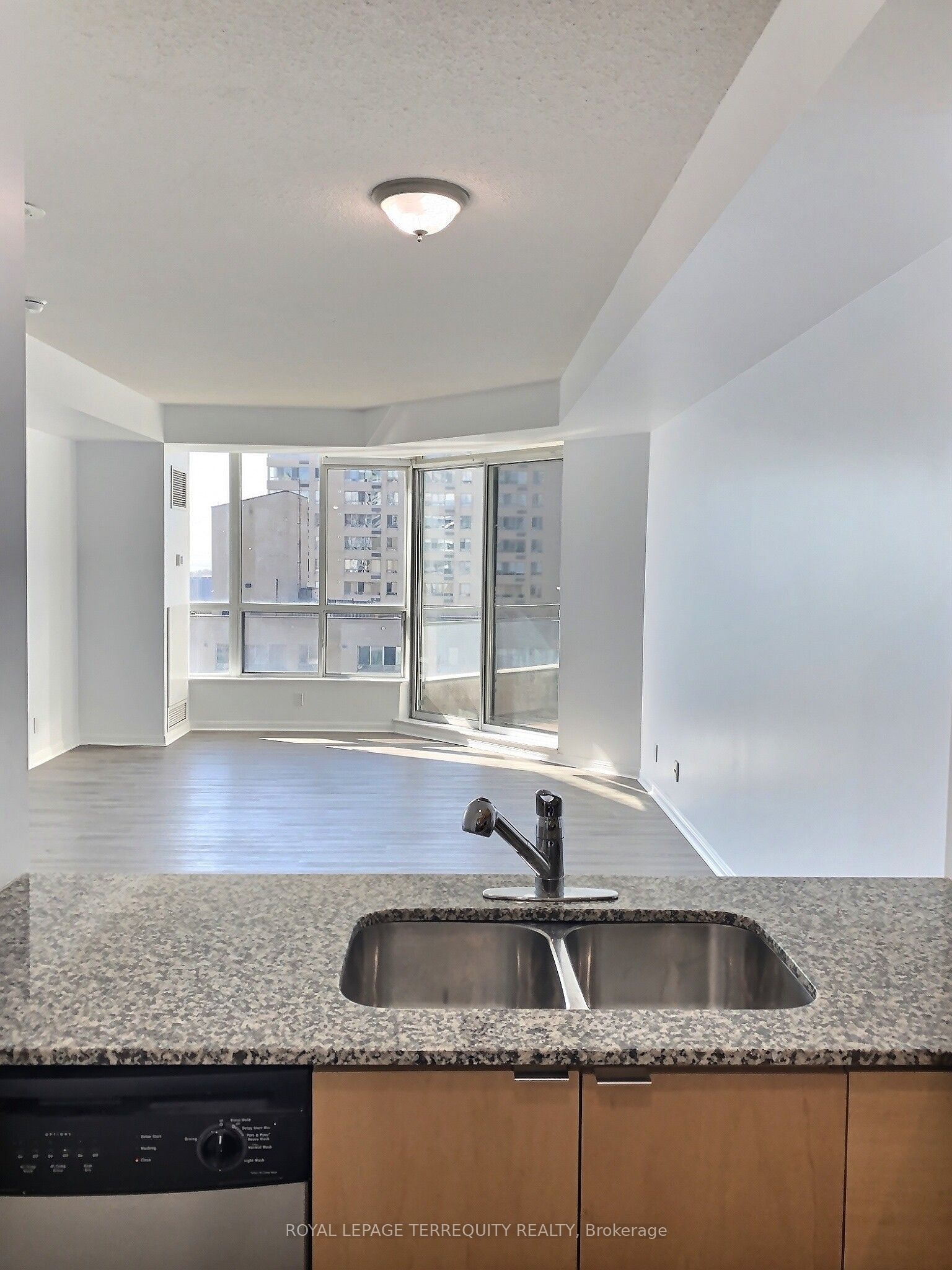 Additional image 5 of 2322-230 Queens Quay W, Toronto, ON, M5J 2Y7