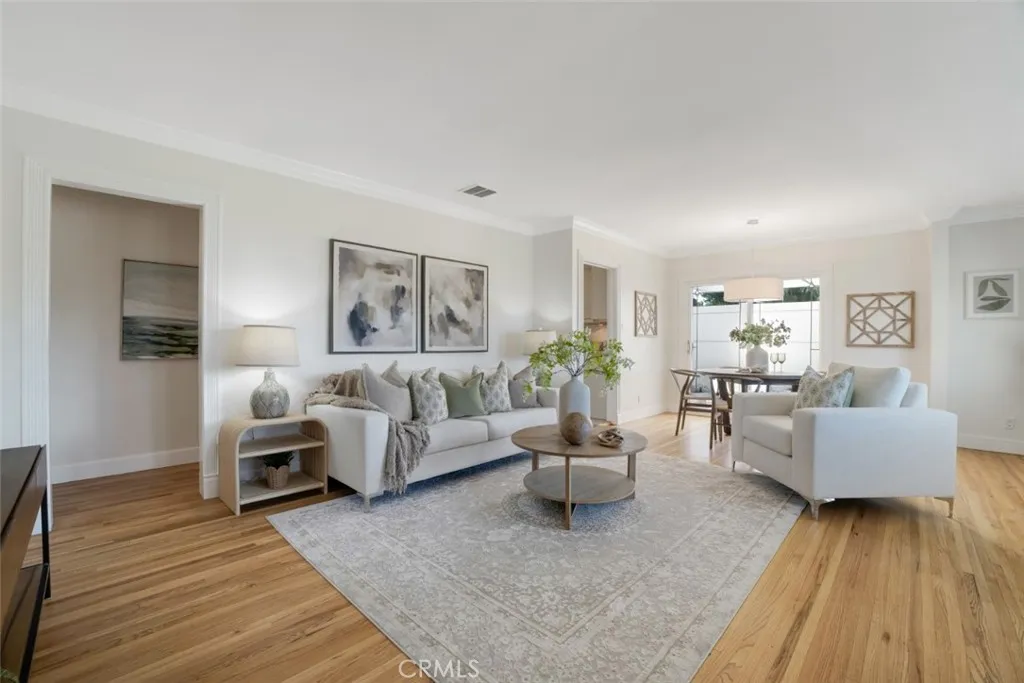 13903 Hesby Street, Sherman Oaks, CA 91423 photo 5