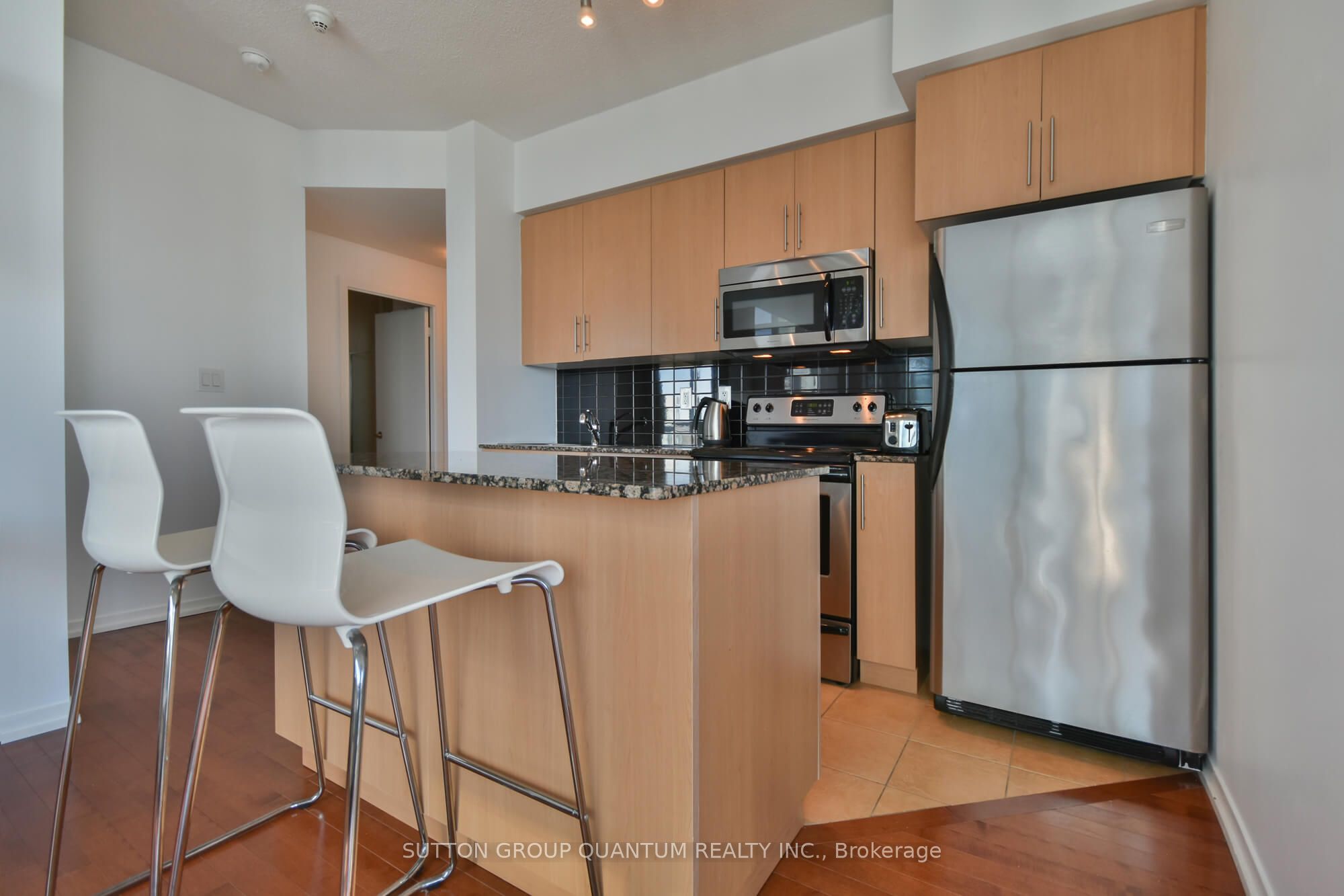 Additional image 2 of 3710-55 Bremner Boulevard, Toronto, ON, M5J 0A6