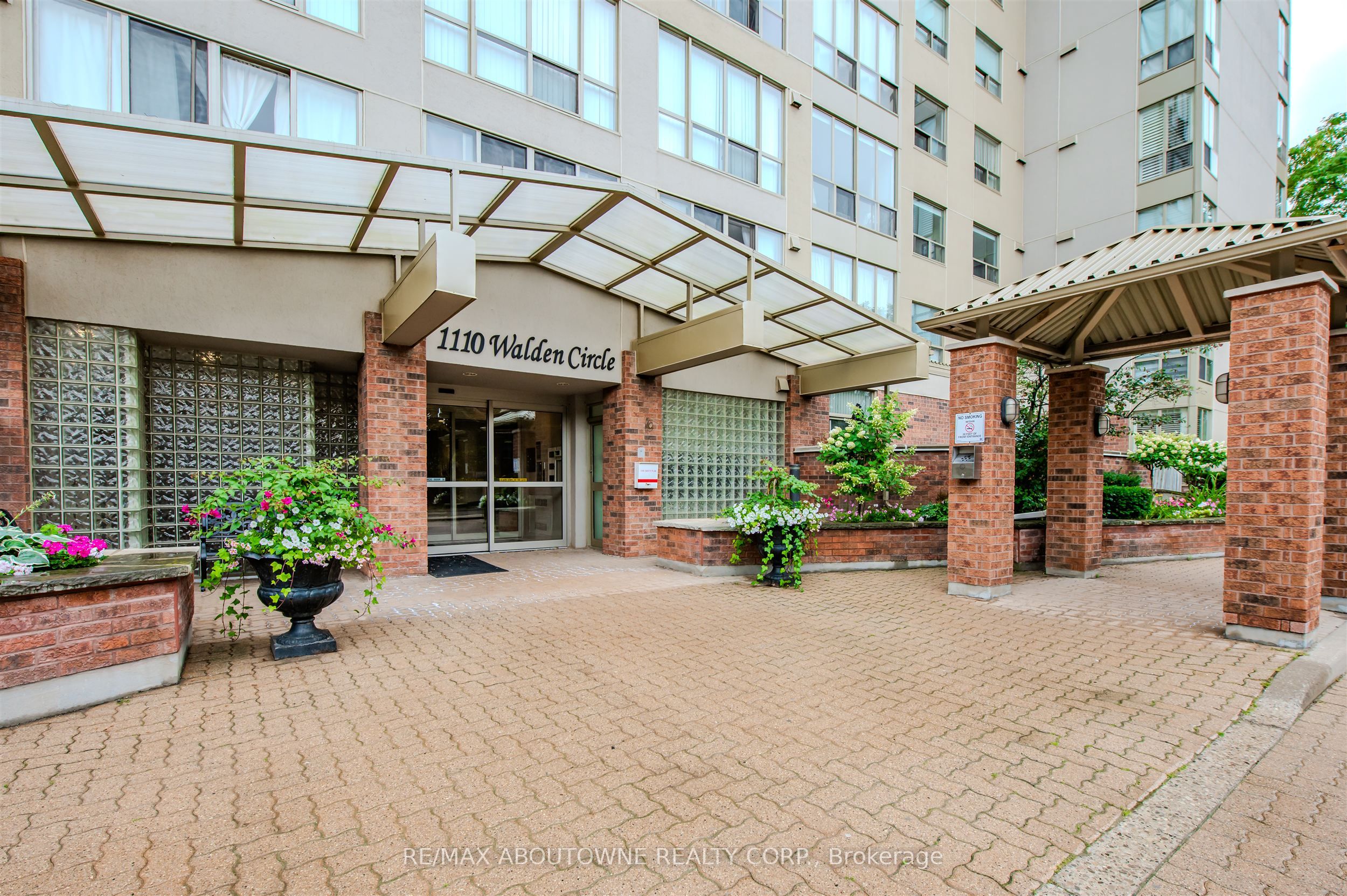903-1110 Walden Circle, Mississauga, ON, L5J 4R3