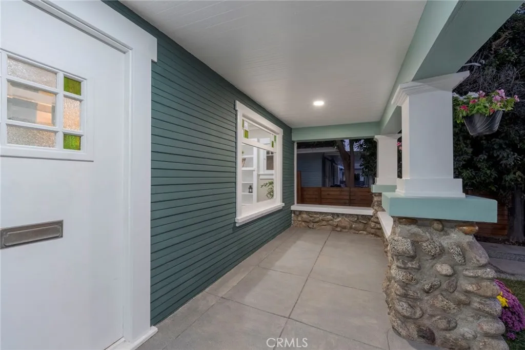 Additional image 3 of 1322 N June Street, Los Angeles, CA 90028