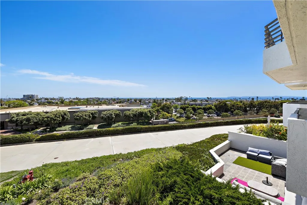 Additional image 22 of 280 Cagney Lane Unit 211, Newport Beach, CA 92663