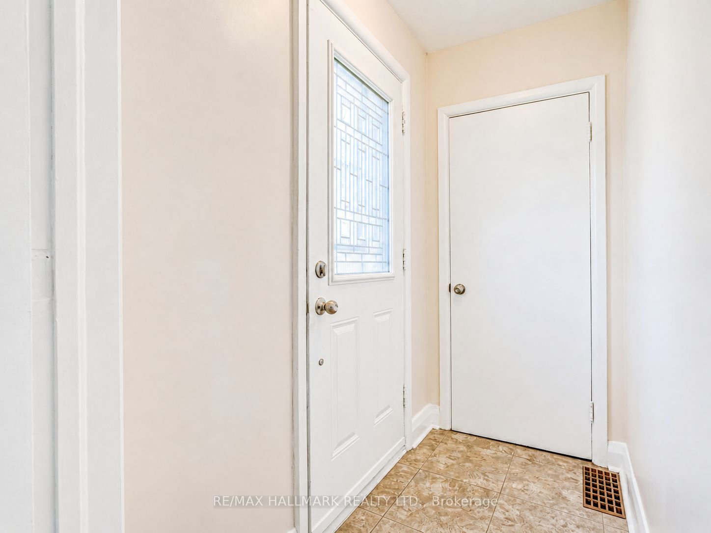 Additional image 5 of 122 Hawthorne Road, Oakville, ON, L6K 1V8
