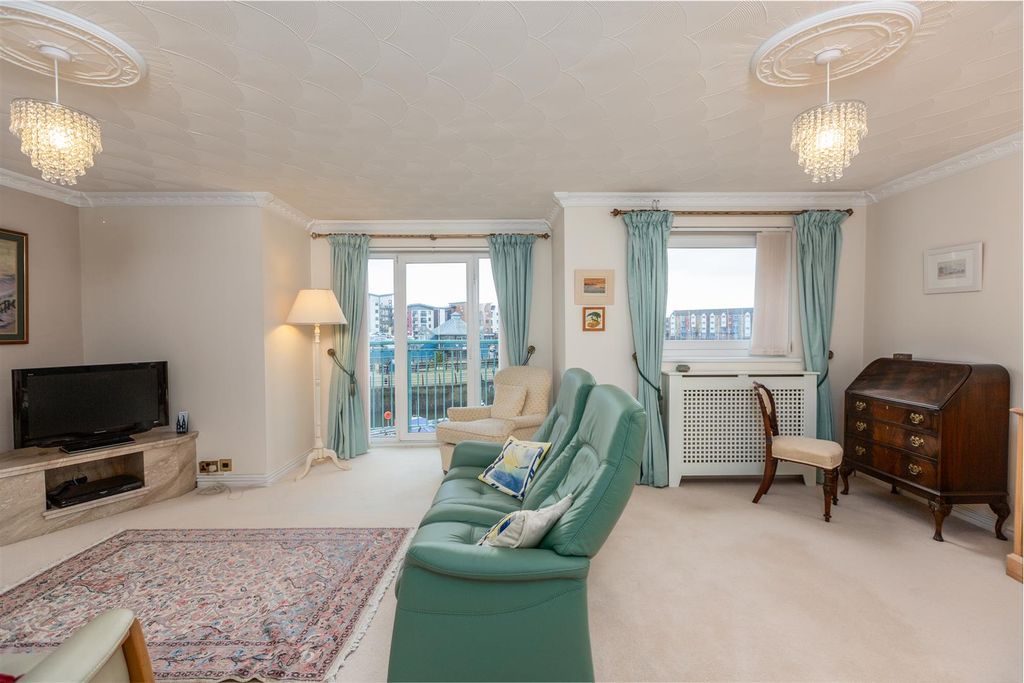Additional image 22 of 3 bed flat for salePocketts Wharf, Marina, Swansea SA1