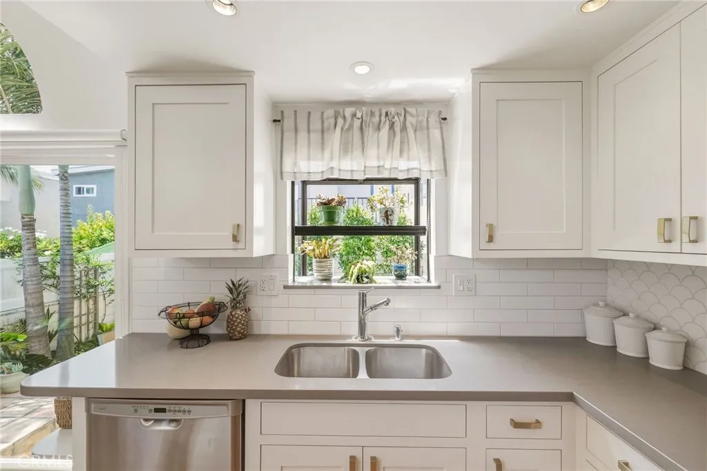 Additional image 19 of 1513 Wollacott St, Redondo Beach, CA 90278