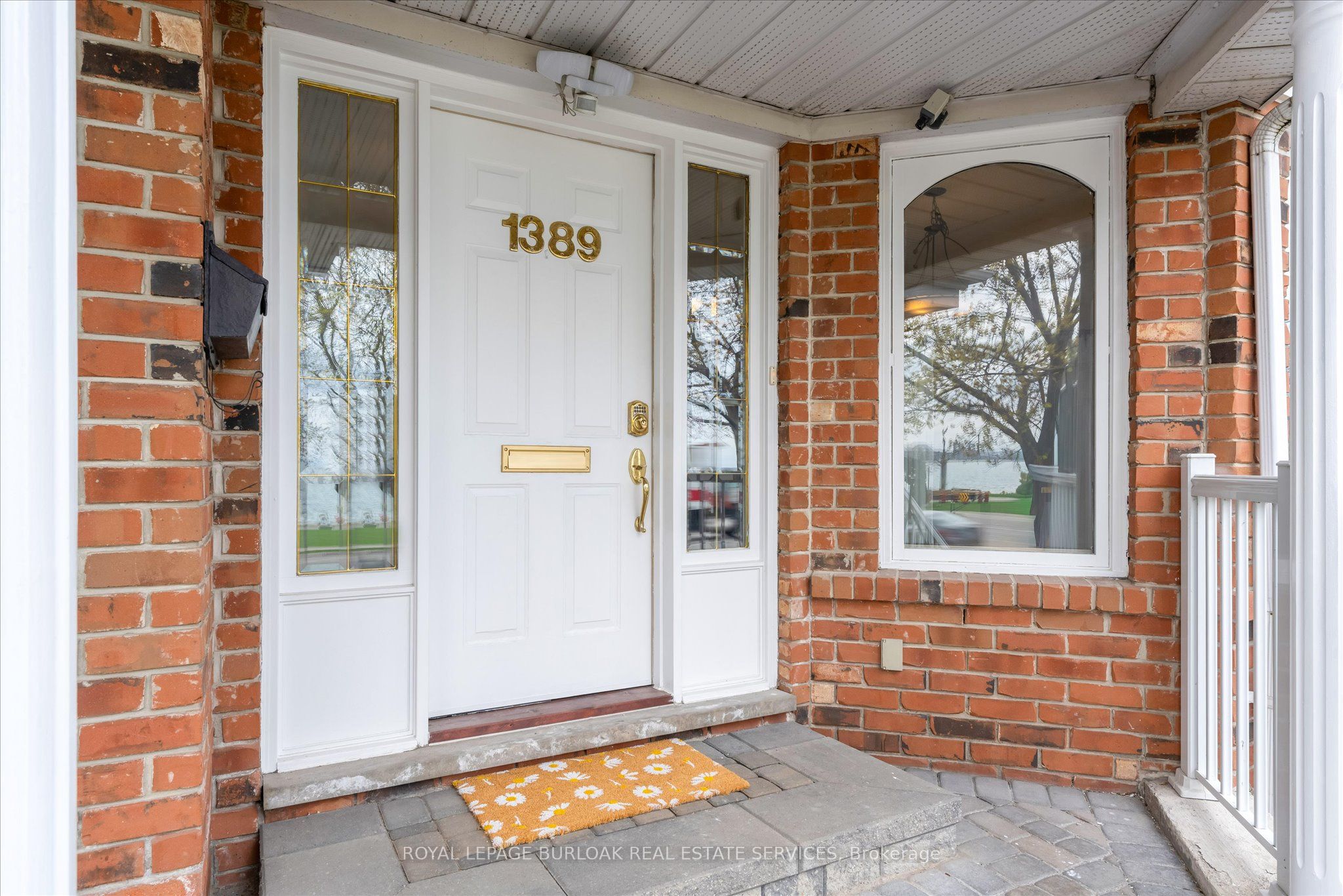Additional image 2 of 1389 Lakeshore Road, Burlington, ON, L7S 1B1