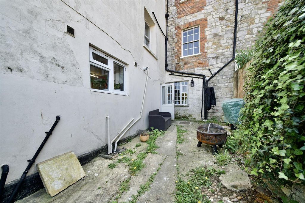 Additional image 5 of 2 bed flat for saleWyke Road, Weymouth DT4