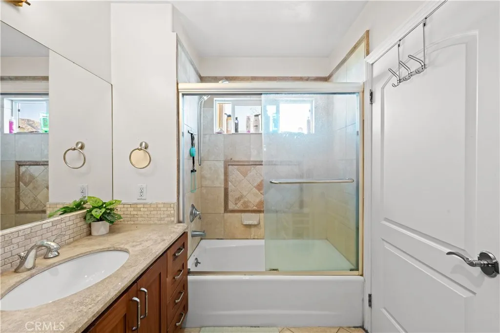 Additional image 19 of 626 E Orange Grove Avenue Unit 301, Burbank, CA 91501