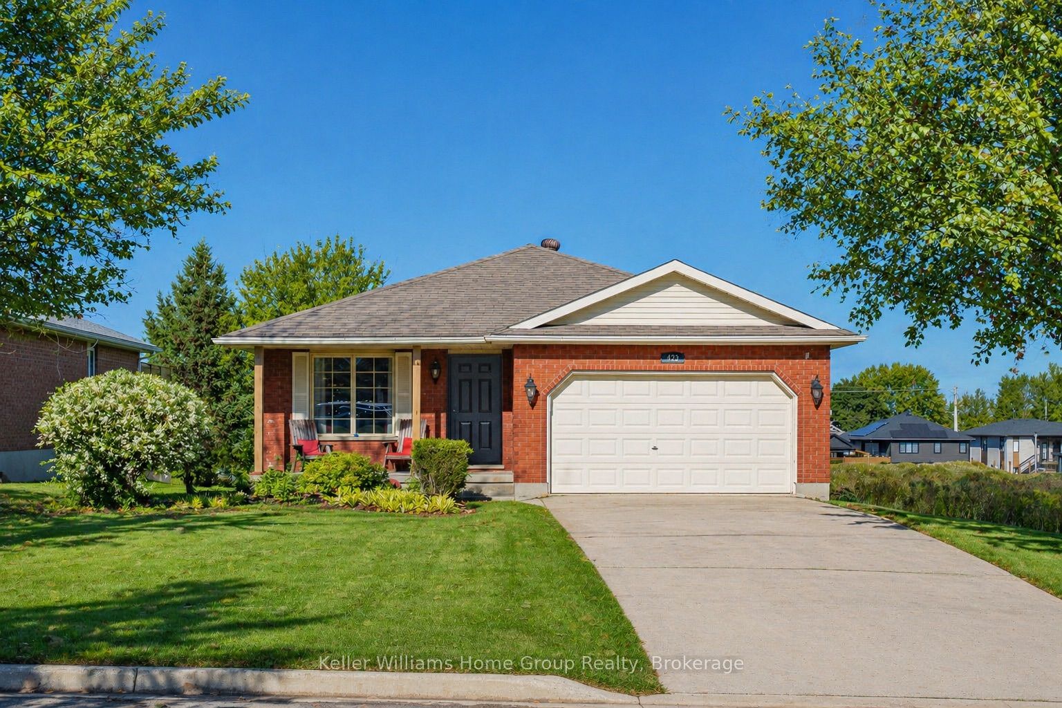 423 King Street E, Wellington North, ON, N0G 2L2