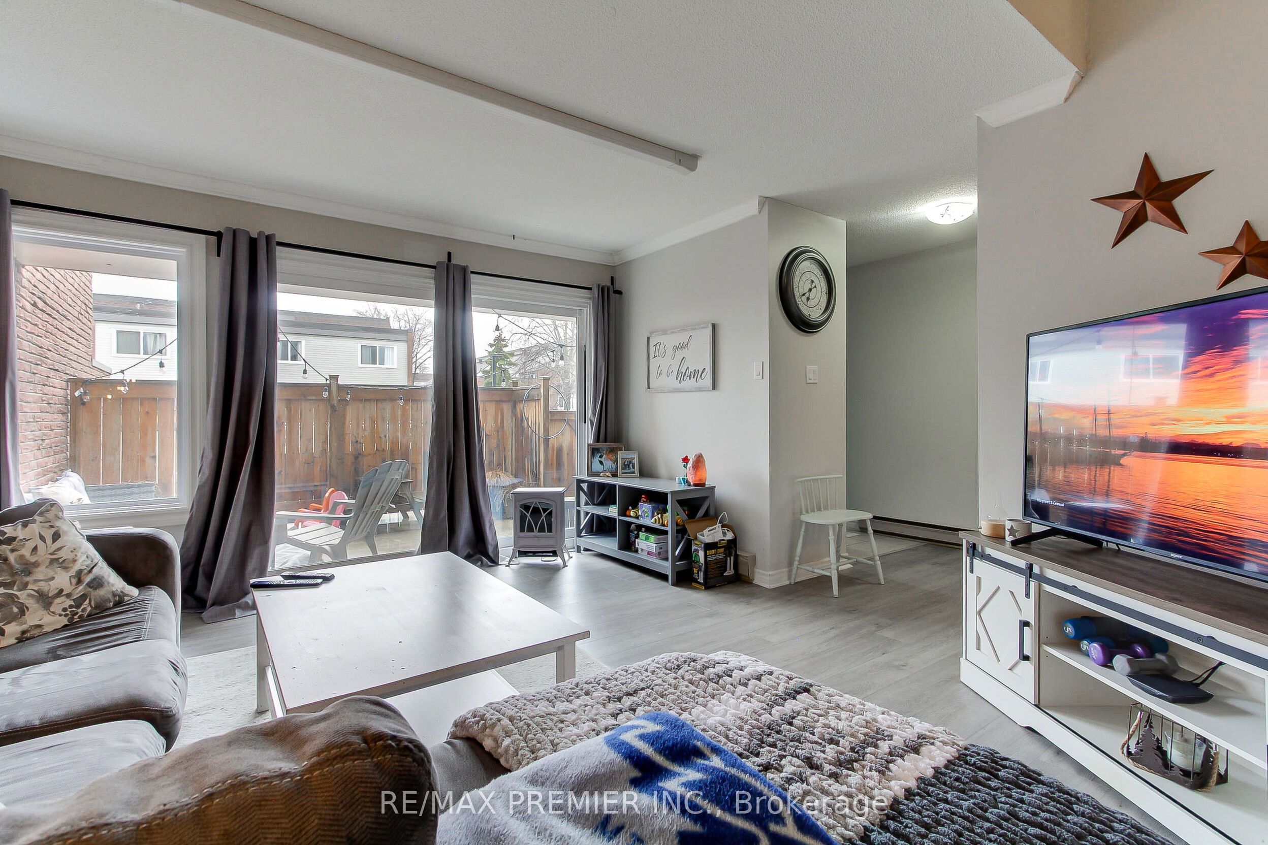 213 Milestone Crescent, Aurora, ON, L4G 3M2 photo 5