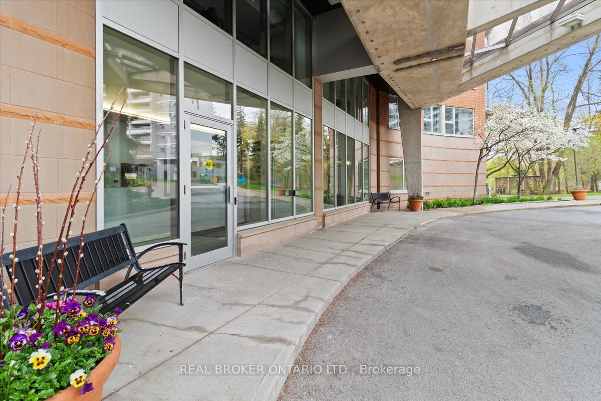 Additional image 4 of 602-77 Governors Road, Hamilton, ON, L9H 7N8