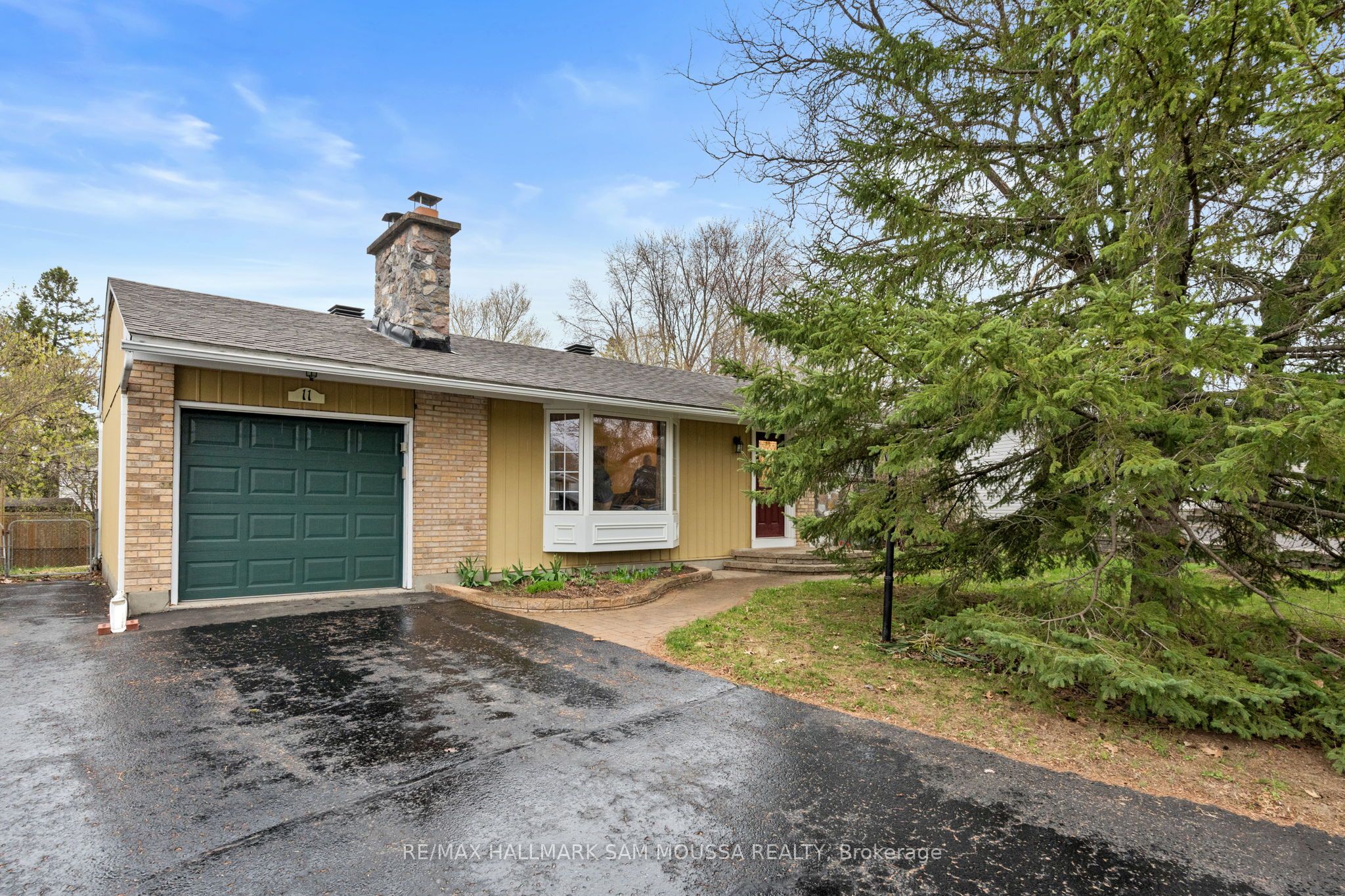 Additional image 4 of 11 Springdale Crescent, Ottawa, ON, K2H 5T7