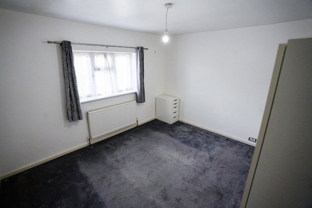 Additional image 6 of 4 bed semi-detached house for saleWindsor Road, Slough, Berkshire SL1