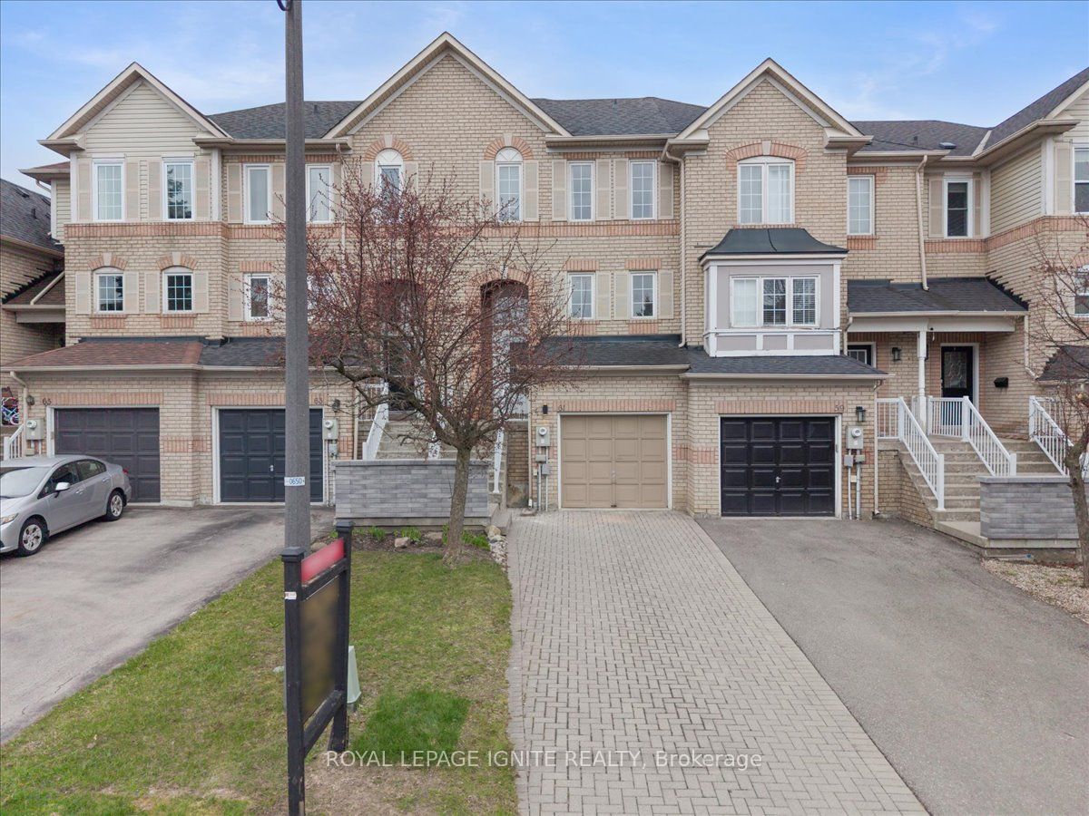 61 Baywell Crescent, Aurora, ON, L4G 7N4