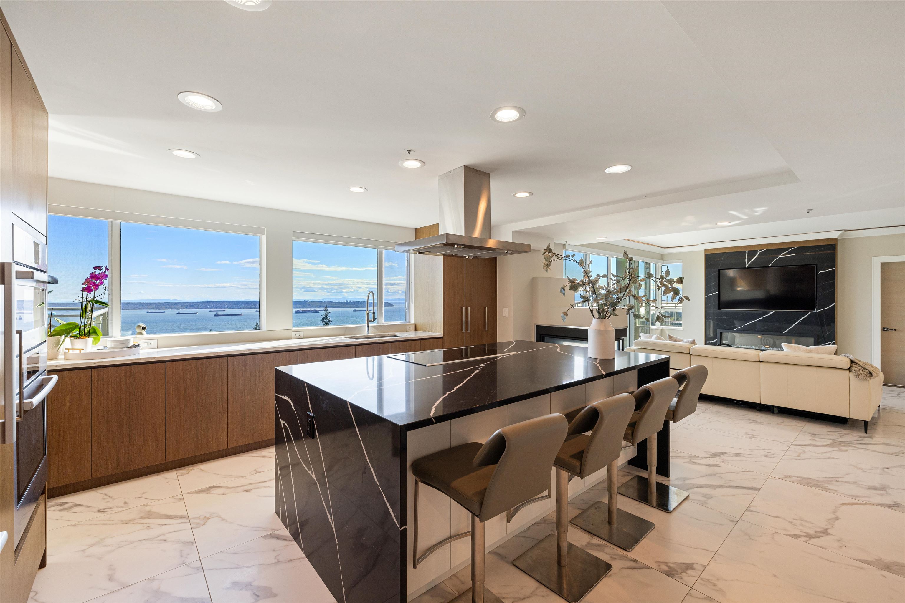 Additional image 3 of 701-3105 Deer Ridge Drive, West Vancouver, BC, V7S 4W1