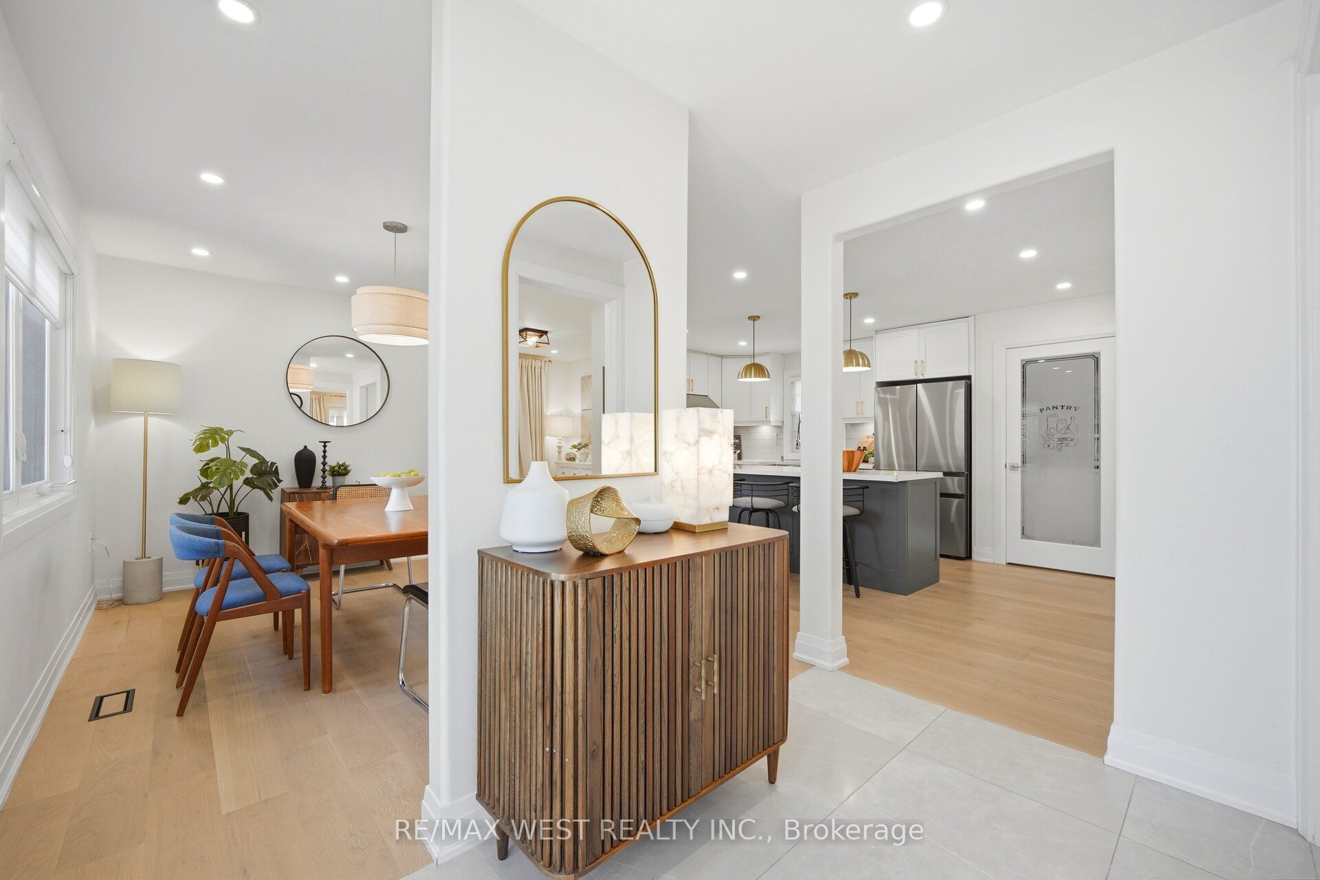 Additional image 6 of 4 Avon Court, Whitby, ON, L1N 3H3