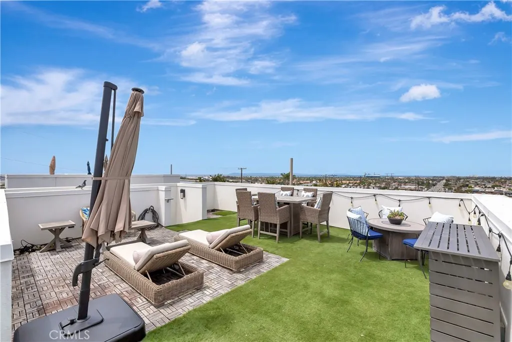 Additional image 44 of 2105 Two Harbors Circle, Costa Mesa, CA 92627