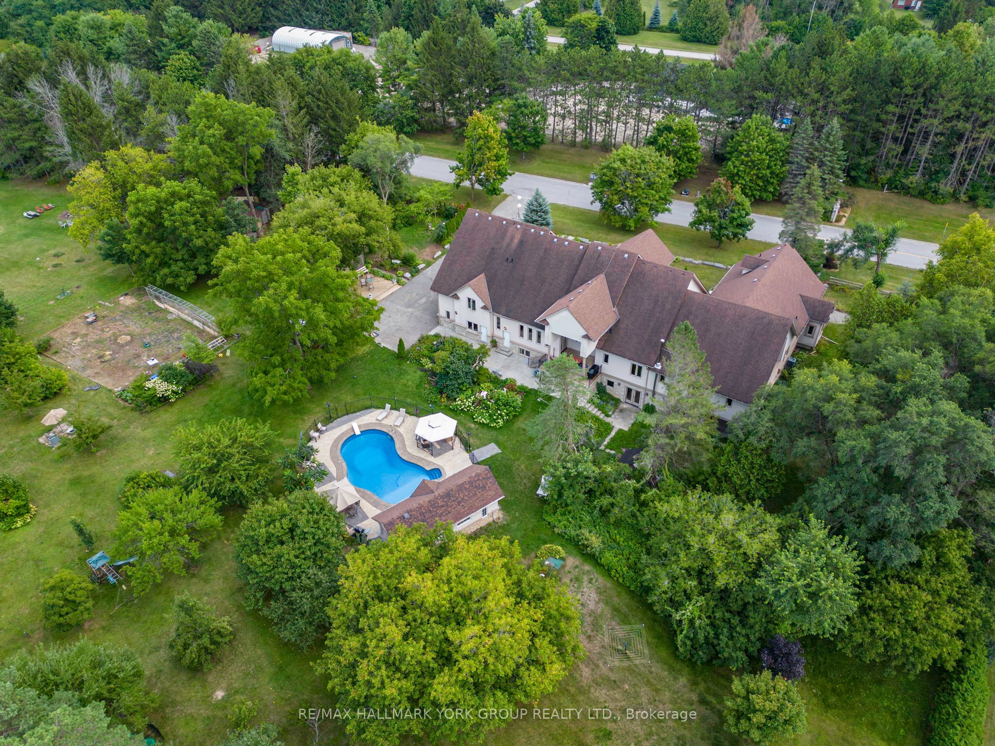 Additional image 4 of 2 Kingswood Drive, King, ON, L7B 1K8
