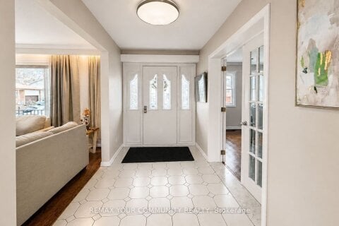 Additional image 8 of Main-7 Digby Court, Toronto, ON, M2R 2X5