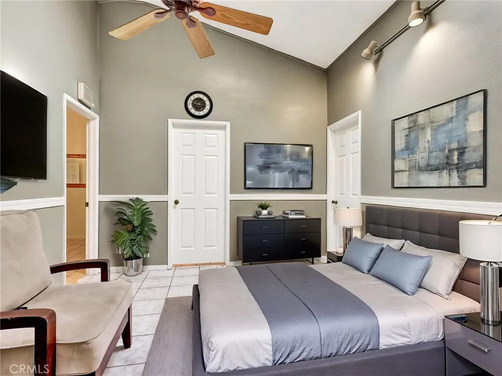 Additional image 3 of 2470 Hayes Ave, Long Beach, CA 90810