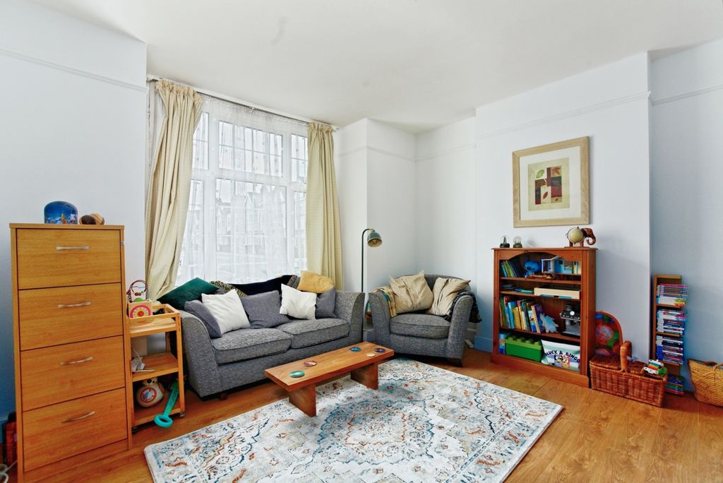 Additional image 2 of 4 bed end terrace house for saleRoche Road, London SW16