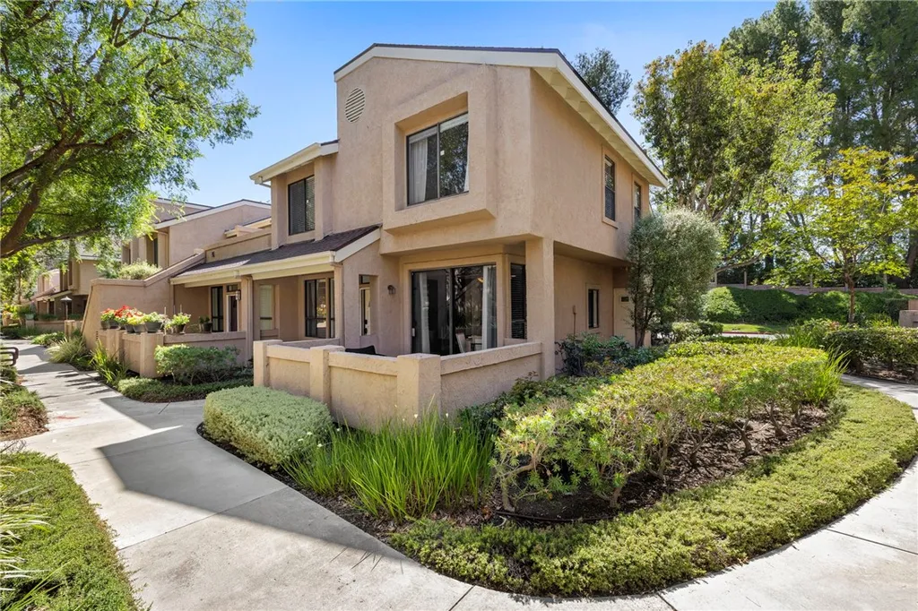 5722 E Stillwater Ave Unit 85, Orange, CA 92869 photo 2