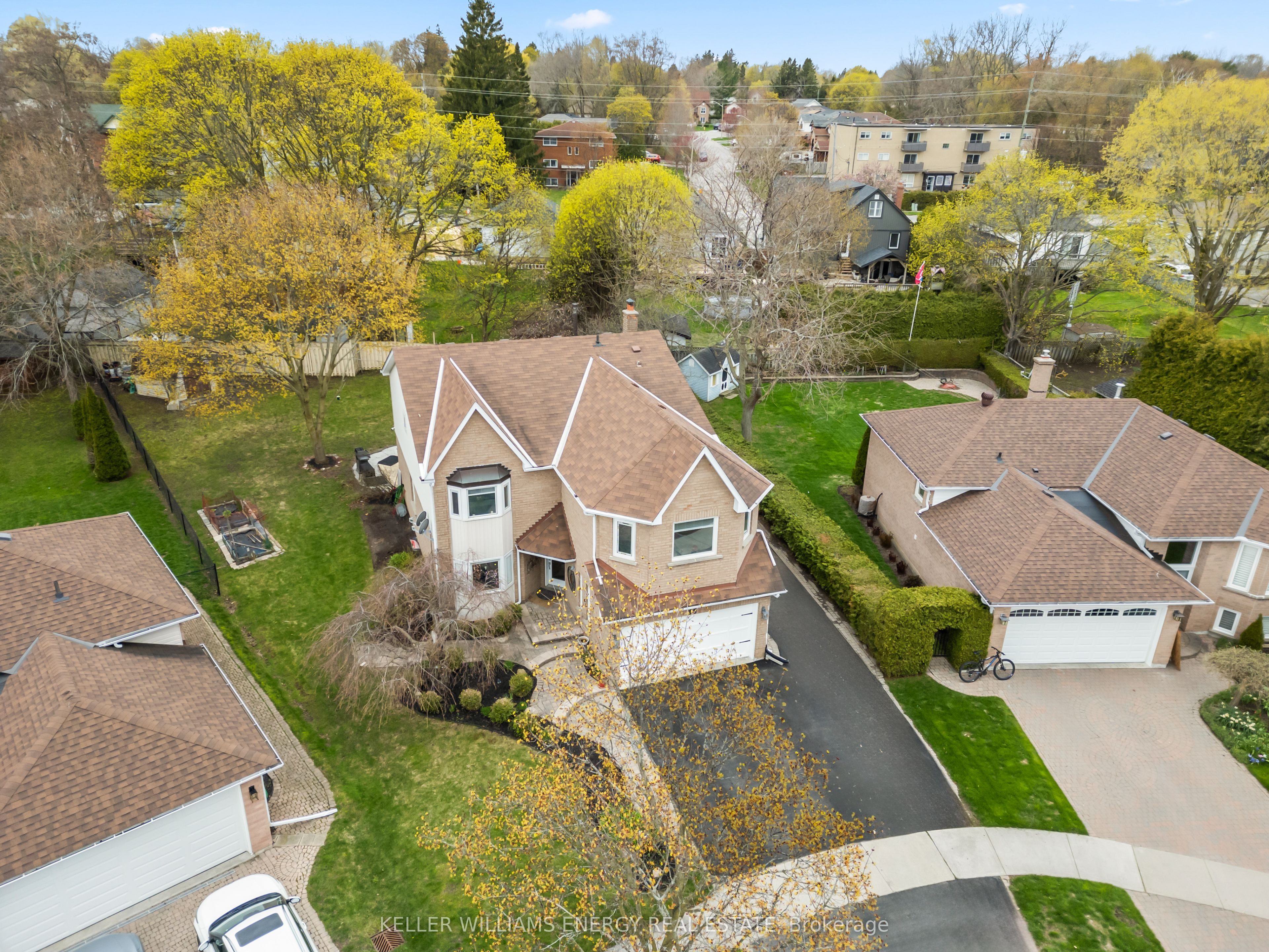 Additional image 2 of 19 Farncomb Crescent, Clarington, ON, L1C 4L5