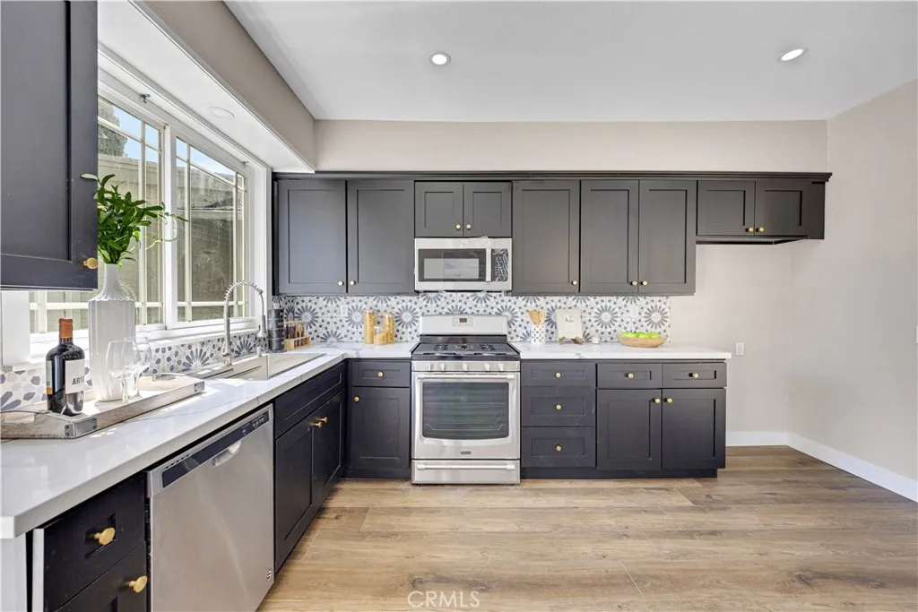 Additional image 52 of 721 S Ross St, Santa Ana, CA 92701