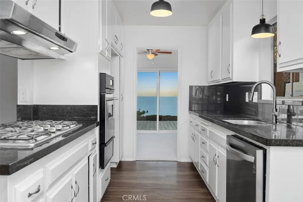 Additional image 14 of 3059 Bern Drive, Laguna Beach, CA 92651